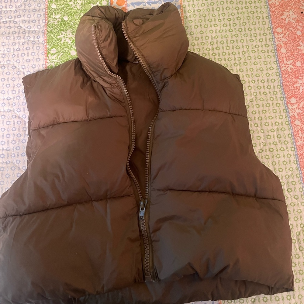 Amazon Puffer Vest. Size S